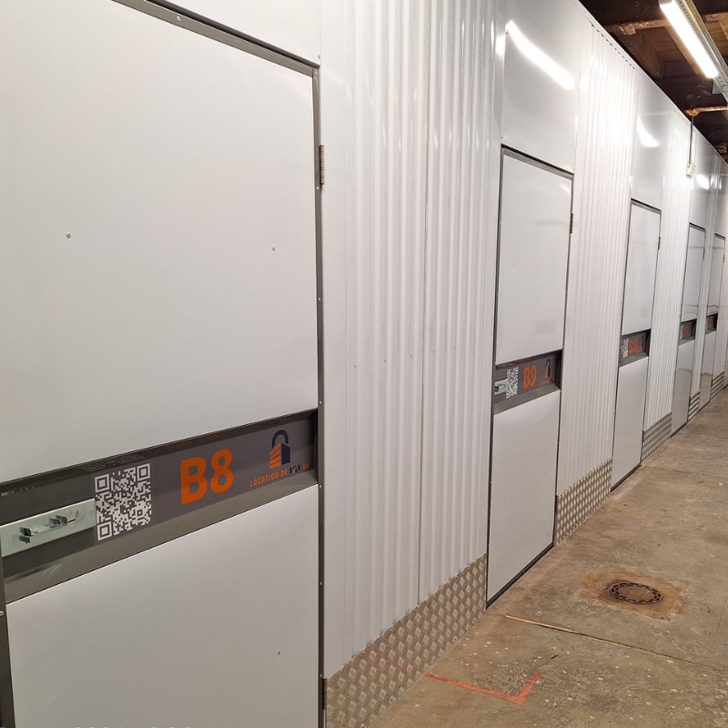 Self stockage privatif de 24m³ sécurisé avec code d'accès dans le centre ville de Liège